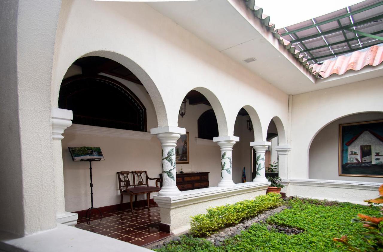 Hotel Villa Serena Escalon San Salvador Exterior photo